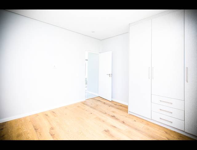 4 BEDROOM FREEHOLD FOR SALE IN SANDOWN